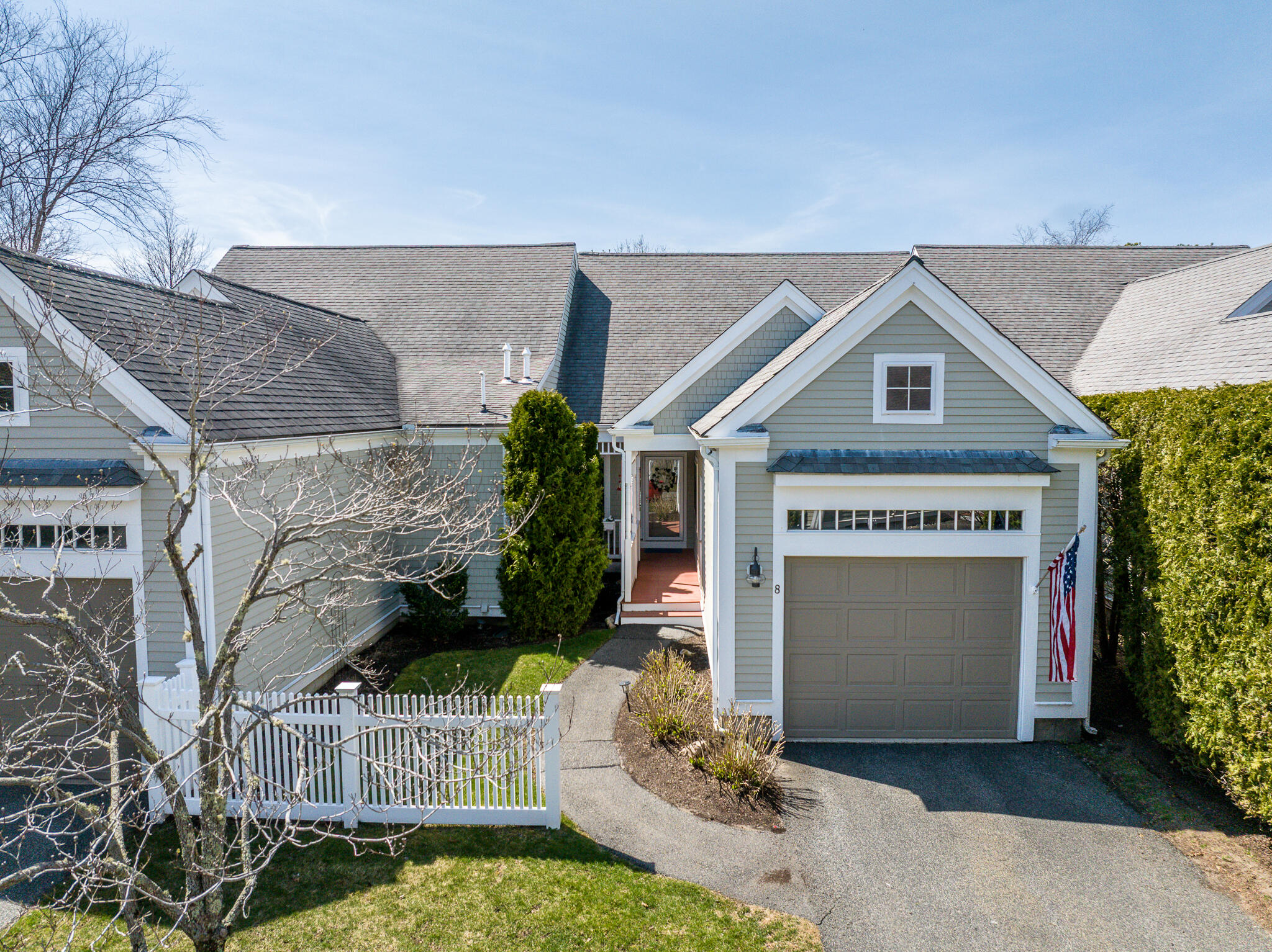 8 Hollyhock Knoll Court UNIT 8