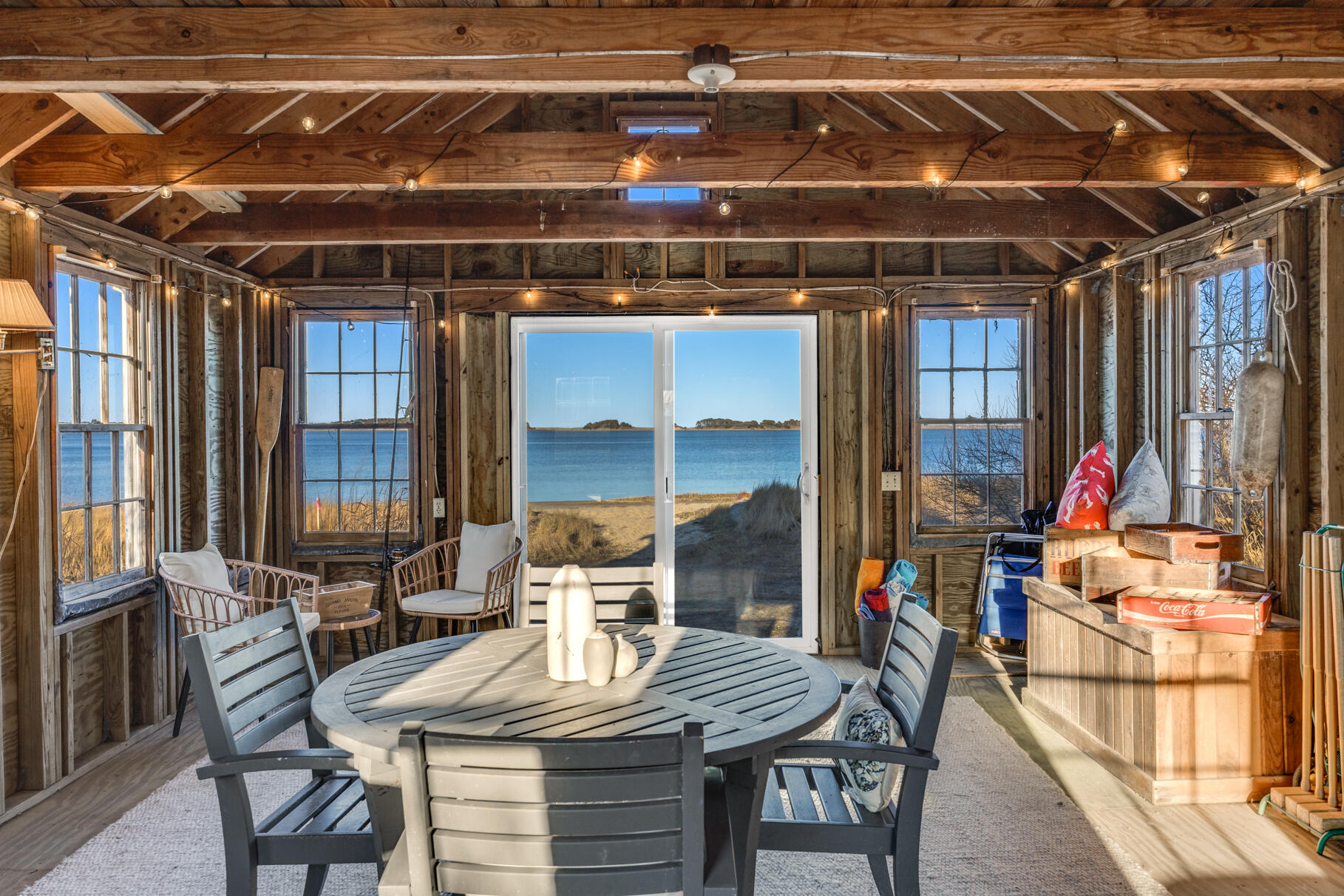 Orleans, Massachusetts 02653, United States, 6 Bedrooms Bedrooms, ,7 BathroomsBathrooms,Residential,Active,98235