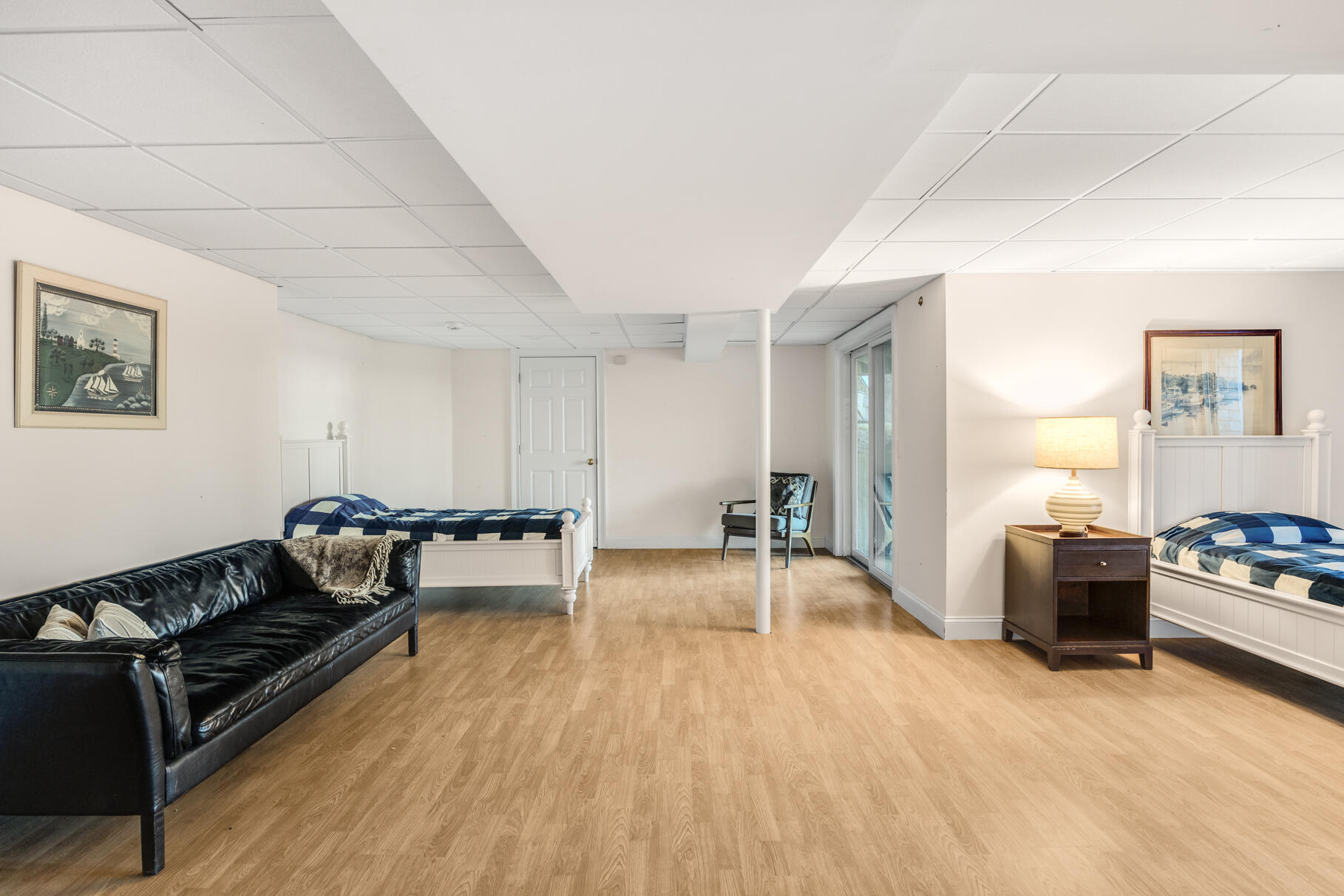 Orleans, Massachusetts 02653, United States, 6 Bedrooms Bedrooms, ,7 BathroomsBathrooms,Residential,Active,98235