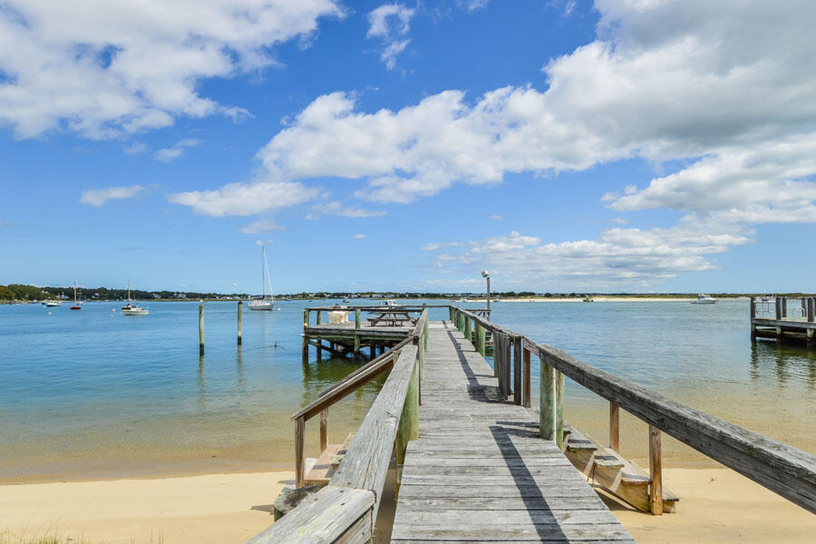 South Yarmouth, Massachusetts 02664, United States, 10 Bedrooms Bedrooms, ,8 BathroomsBathrooms,Residential,Active,46871