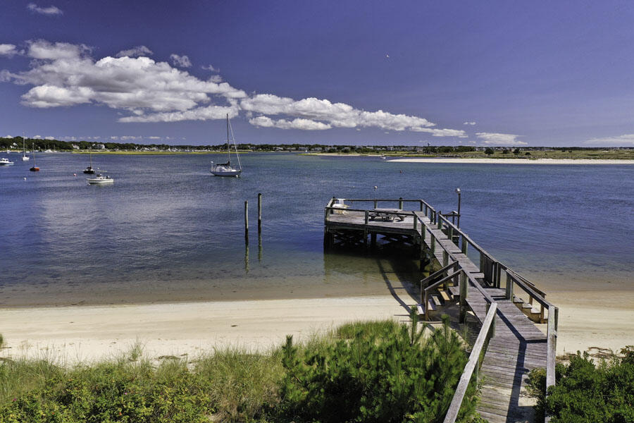 South Yarmouth, Massachusetts 02664, United States, 10 Bedrooms Bedrooms, ,8 BathroomsBathrooms,Residential,Active,46871