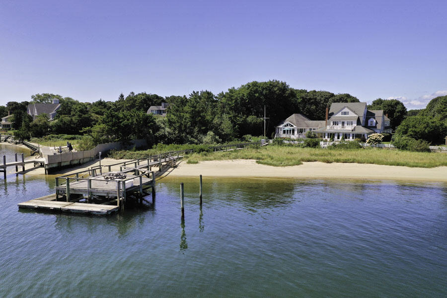 South Yarmouth, Massachusetts 02664, United States, 10 Bedrooms Bedrooms, ,8 BathroomsBathrooms,Residential,Active,46871