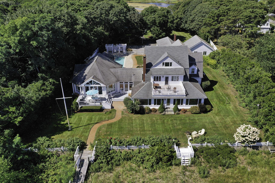 South Yarmouth, Massachusetts 02664, United States, 10 Bedrooms Bedrooms, ,8 BathroomsBathrooms,Residential,Active,46871