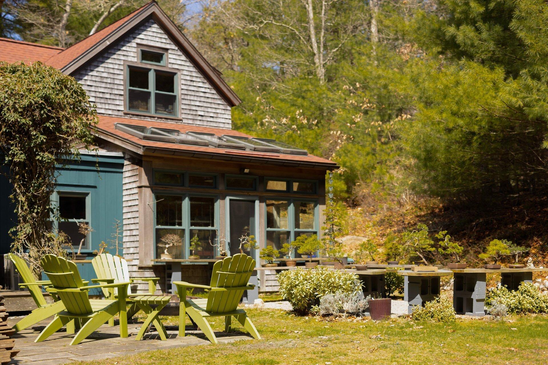 East Falmouth, Massachusetts 02536, United States, 5 Bedrooms Bedrooms, ,3 BathroomsBathrooms,Residential,Pending,114429