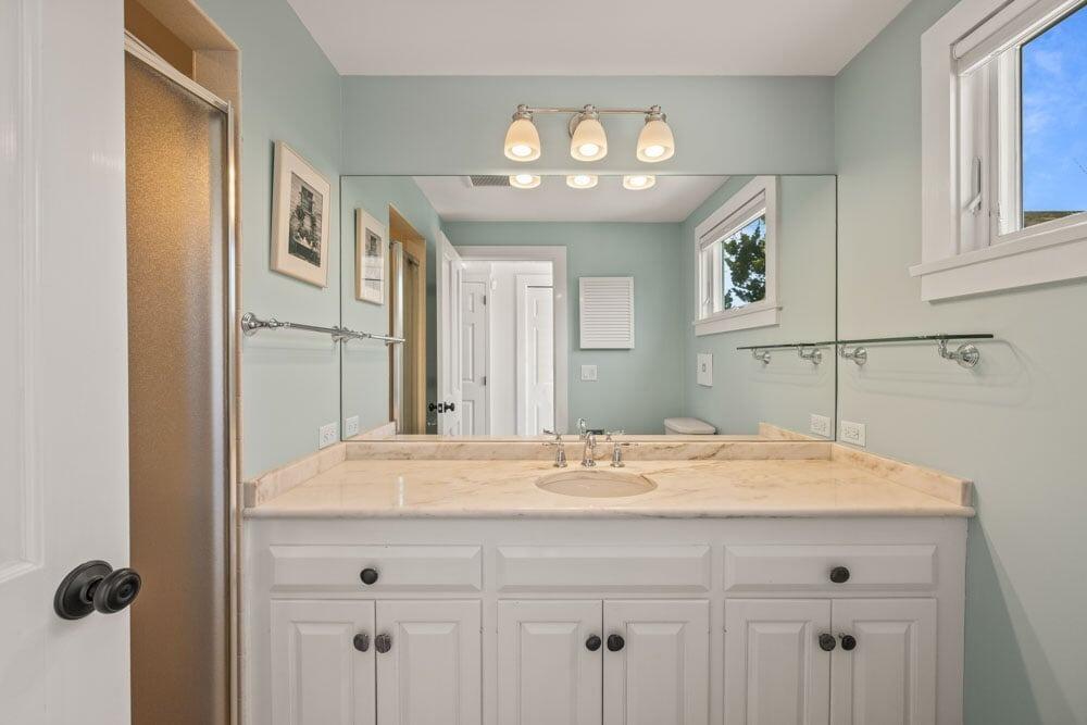 Harwich Port, Massachusetts 02646, United States, 4 Bedrooms Bedrooms, ,3 BathroomsBathrooms,Residential,Active,244552