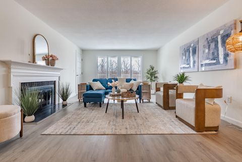 Photo of 42 Old Colony Way Way #APT 29, Orleans, MA 02653 (MLS # 22600393)