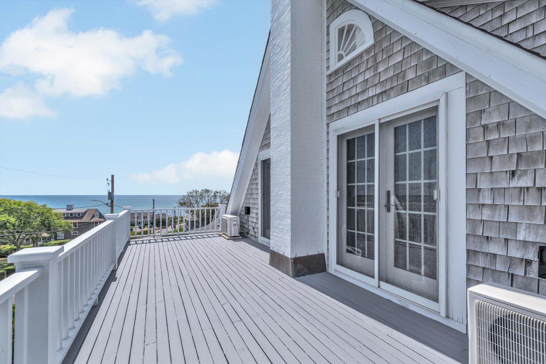 Hyannis Port, Massachusetts 02647, United States, 3 Bedrooms Bedrooms, ,4 BathroomsBathrooms,Residential,Active,202680