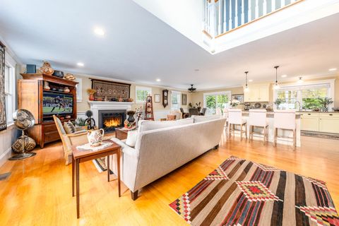 Photo of 146 James Circle, Mashpee, MA 02649 (MLS # 22505439)