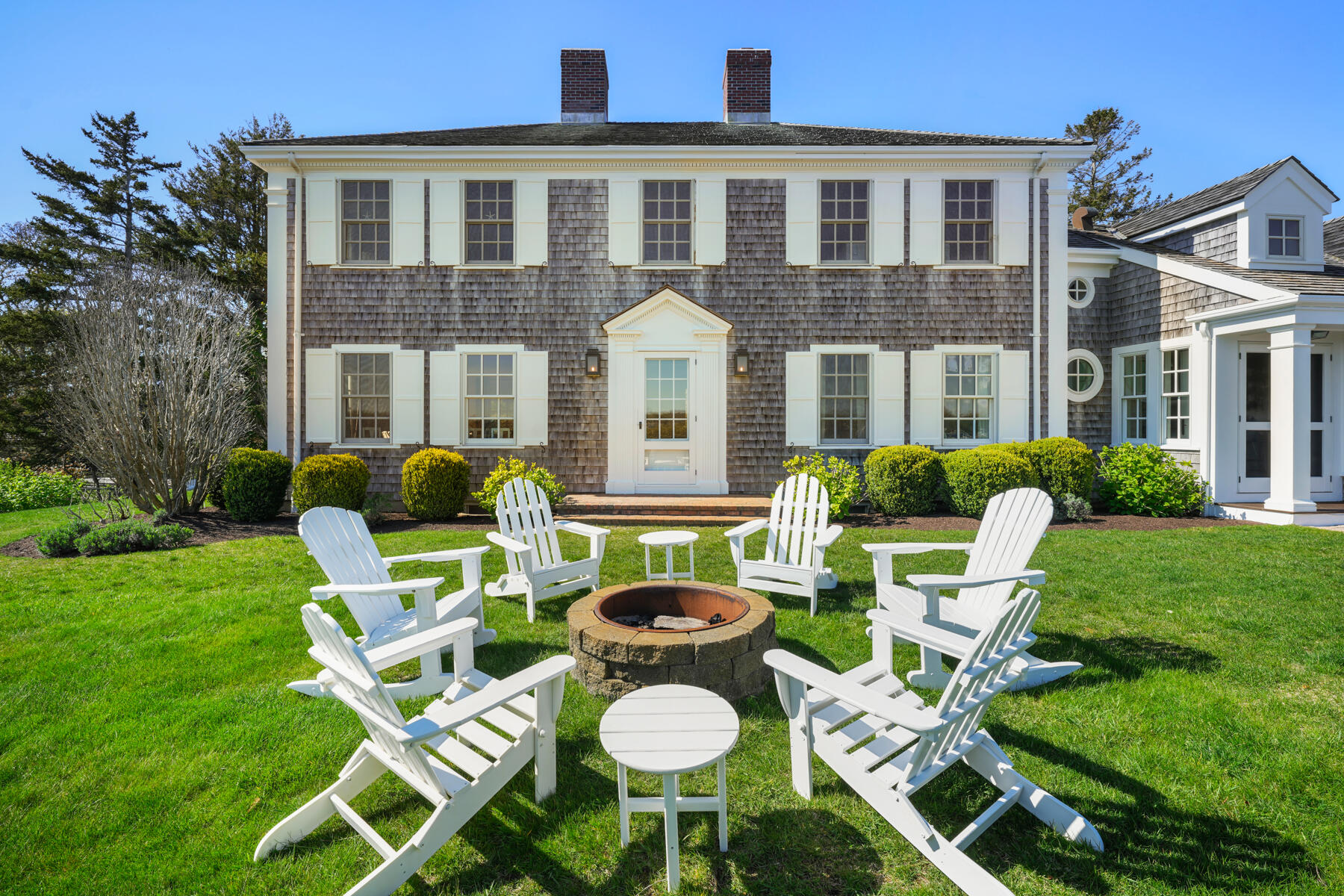 Chatham, Massachusetts 02633, United States, 5 Bedrooms Bedrooms, ,6 BathroomsBathrooms,Residential,Active,162501