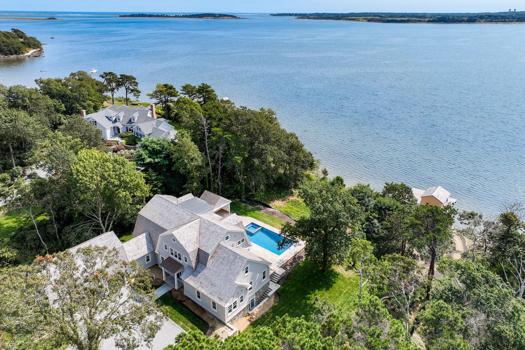 Orleans, Massachusetts 02653, United States, 5 Bedrooms Bedrooms, ,7 BathroomsBathrooms,Residential,Active,43353