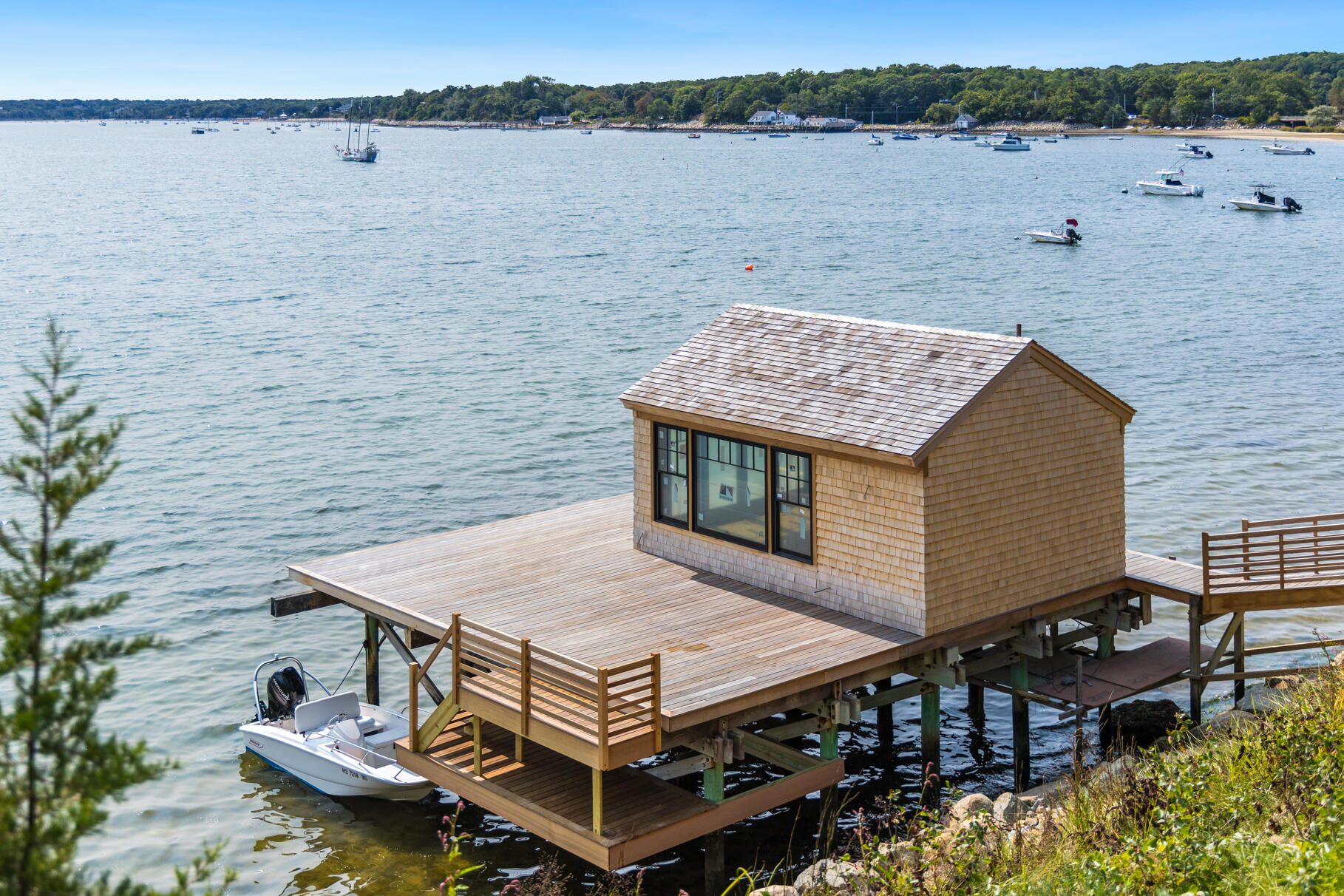 Orleans, Massachusetts 02653, United States, 5 Bedrooms Bedrooms, ,7 BathroomsBathrooms,Residential,Active,43353