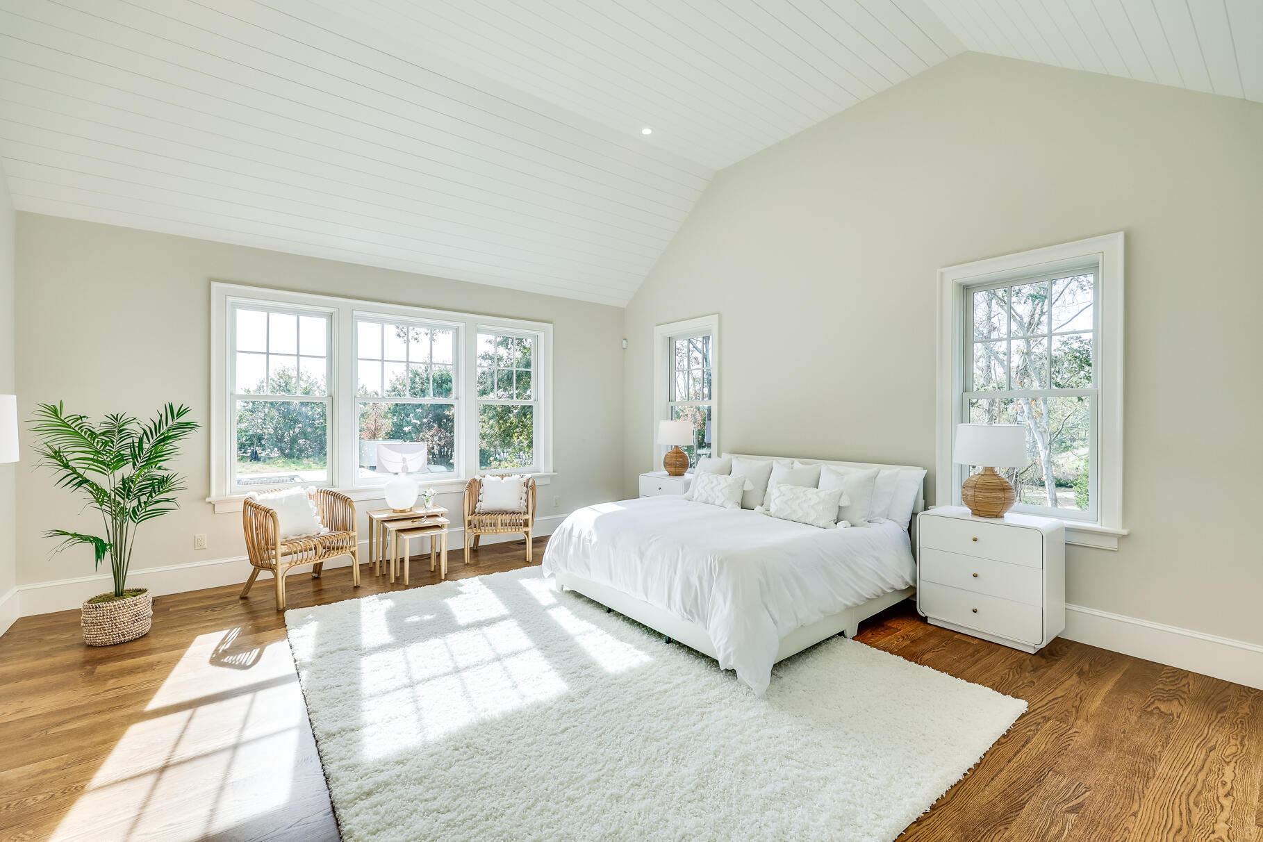 Orleans, Massachusetts 02653, United States, 5 Bedrooms Bedrooms, ,7 BathroomsBathrooms,Residential,Active,43353