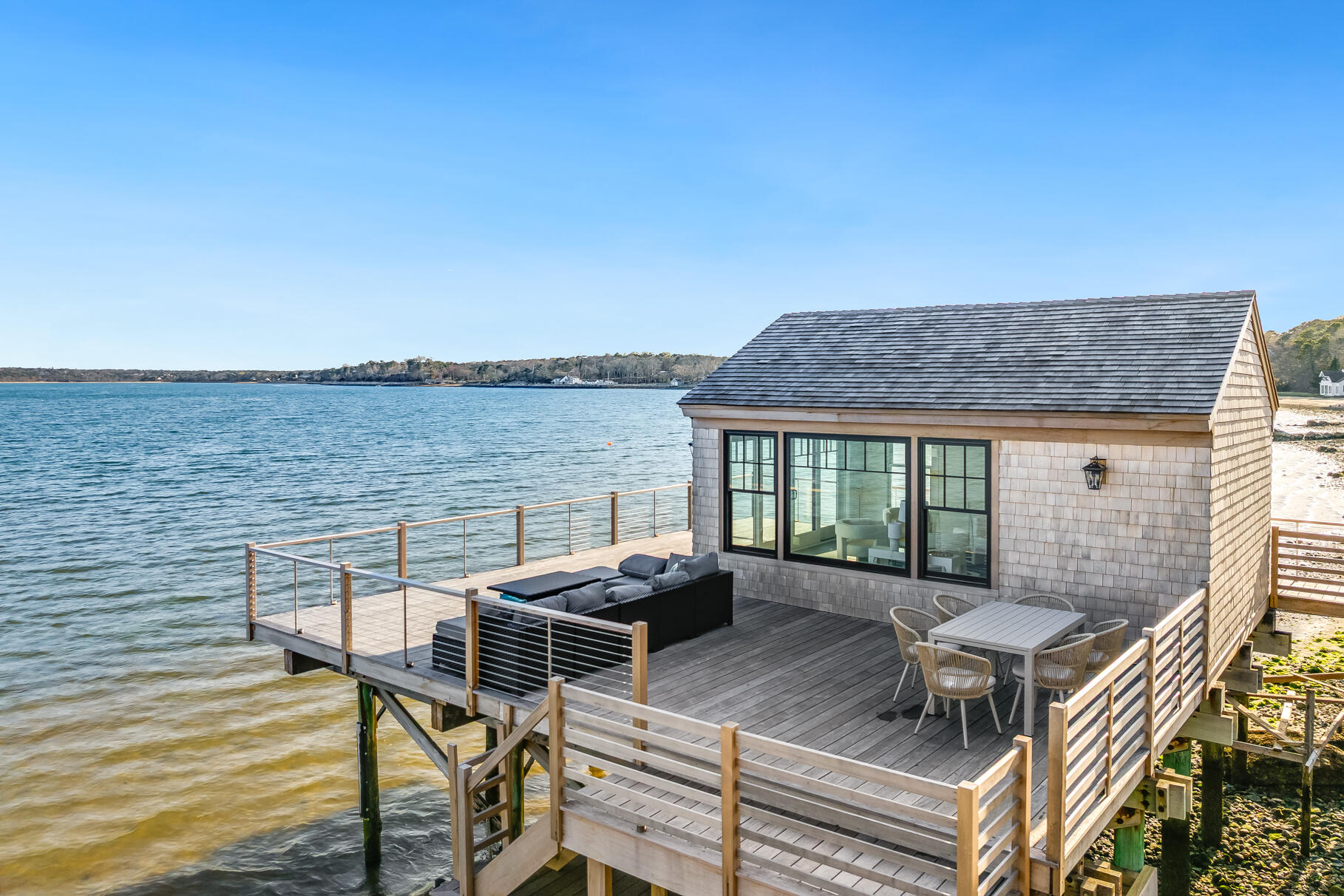 Orleans, Massachusetts 02653, United States, 5 Bedrooms Bedrooms, ,7 BathroomsBathrooms,Residential,Active,43353