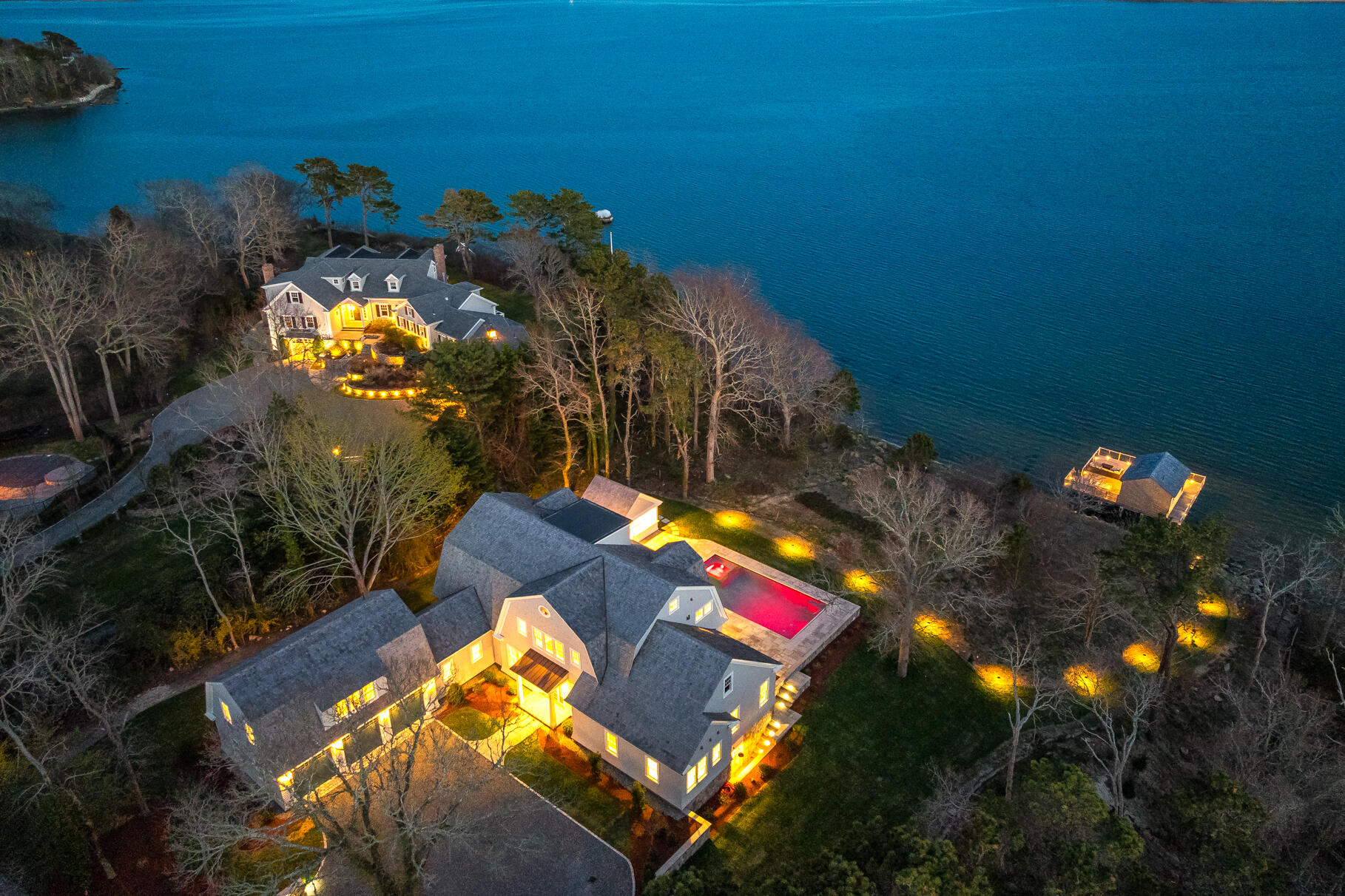 Orleans, Massachusetts 02653, United States, 5 Bedrooms Bedrooms, ,7 BathroomsBathrooms,Residential,Active,43353