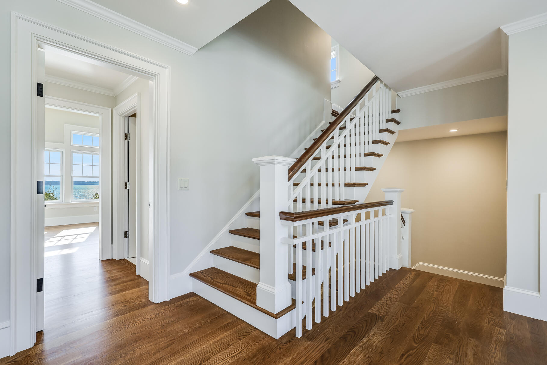 Orleans, Massachusetts 02653, United States, 5 Bedrooms Bedrooms, ,7 BathroomsBathrooms,Residential,Active,43353