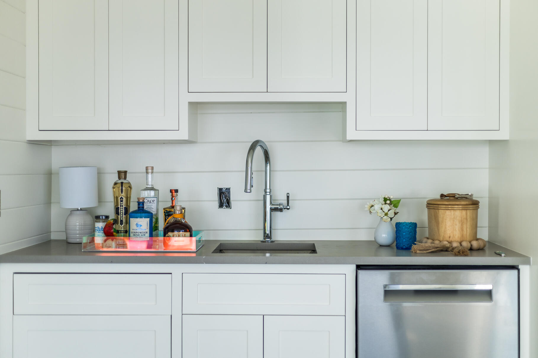 Orleans, Massachusetts 02653, United States, 5 Bedrooms Bedrooms, ,7 BathroomsBathrooms,Residential,Active,43353