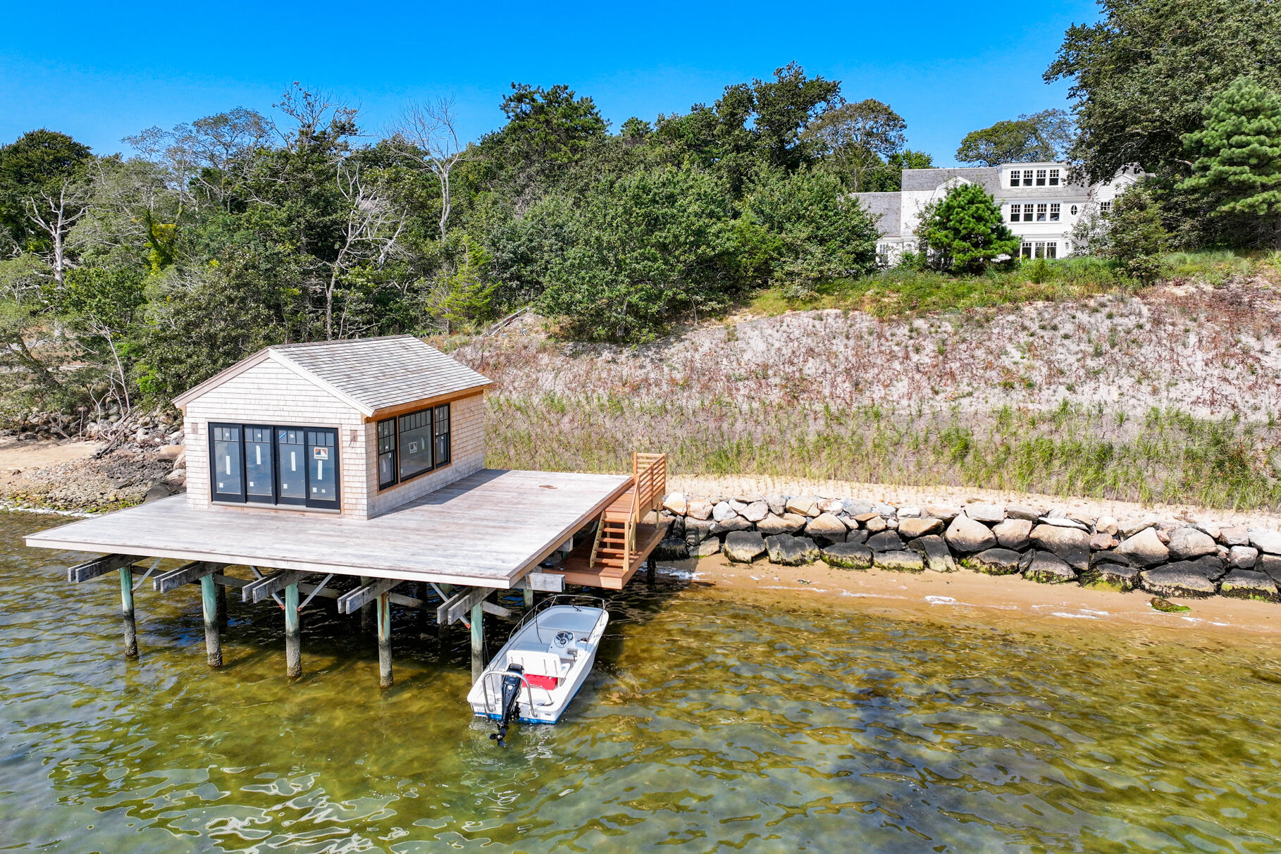 Orleans, Massachusetts 02653, United States, 5 Bedrooms Bedrooms, ,7 BathroomsBathrooms,Residential,Active,43353