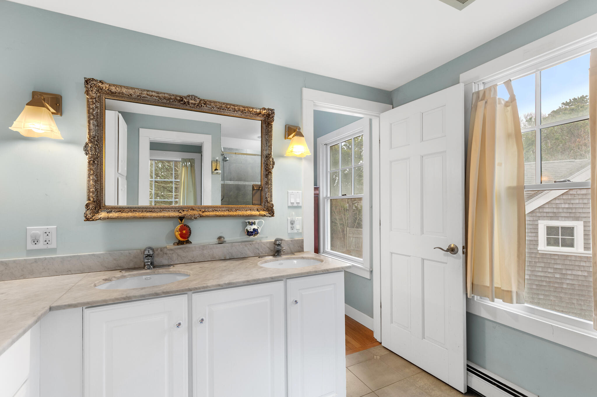Eastham, Massachusetts, 02642, United States, 3 Bedrooms Bedrooms, ,4 BathroomsBathrooms,Residential,Active,2034647
