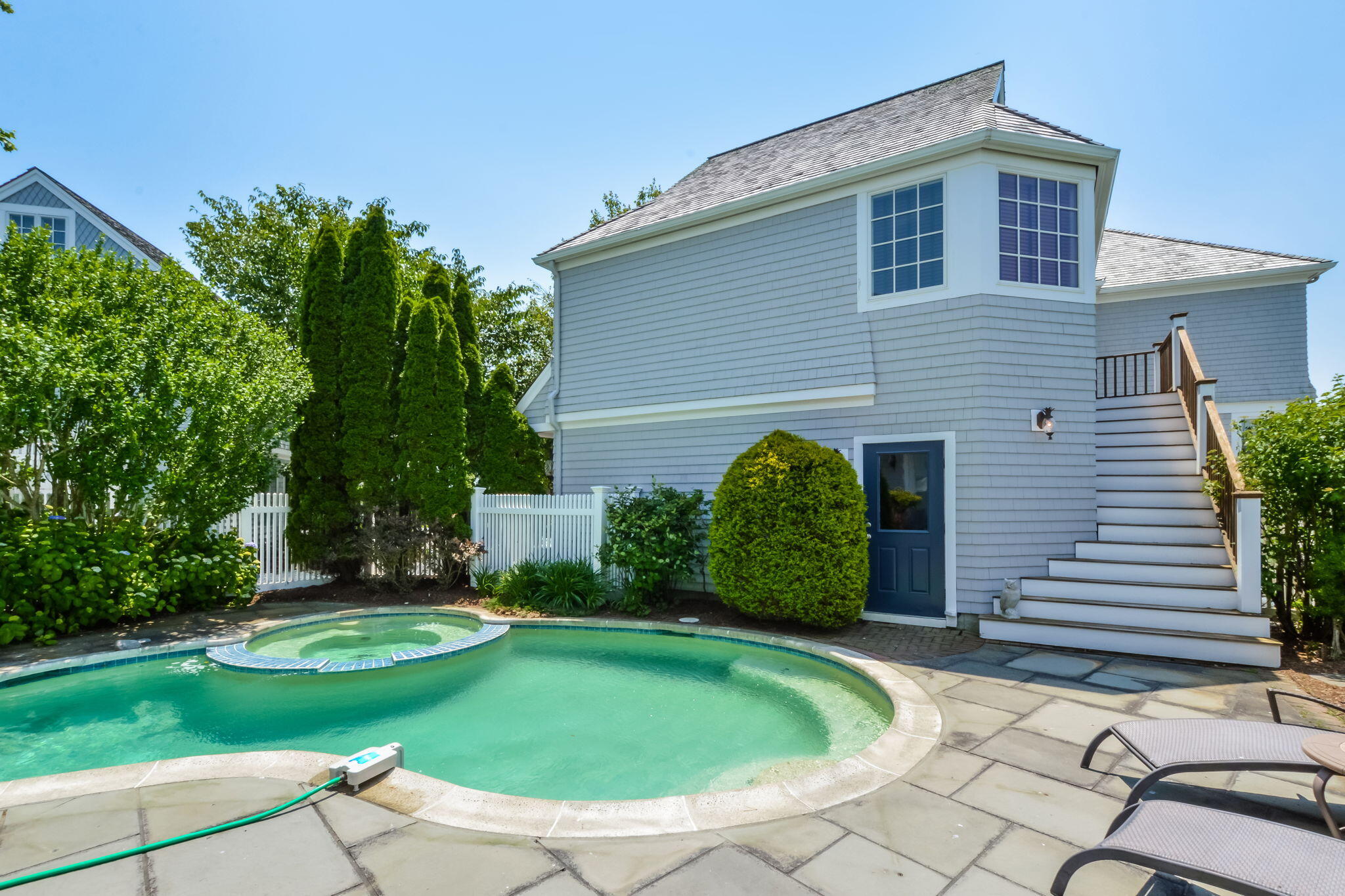 Mashpee, Massachusetts 02649, United States, 5 Bedrooms Bedrooms, ,5 BathroomsBathrooms,Residential,Active,101059