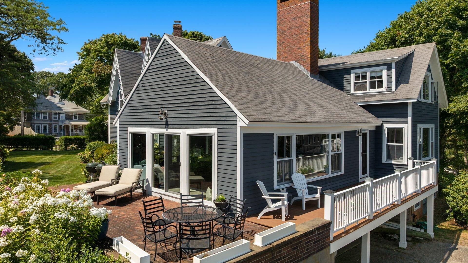 Cotuit, Massachusetts 02635, United States, 5 Bedrooms Bedrooms, ,3 BathroomsBathrooms,Residential,Active,201558