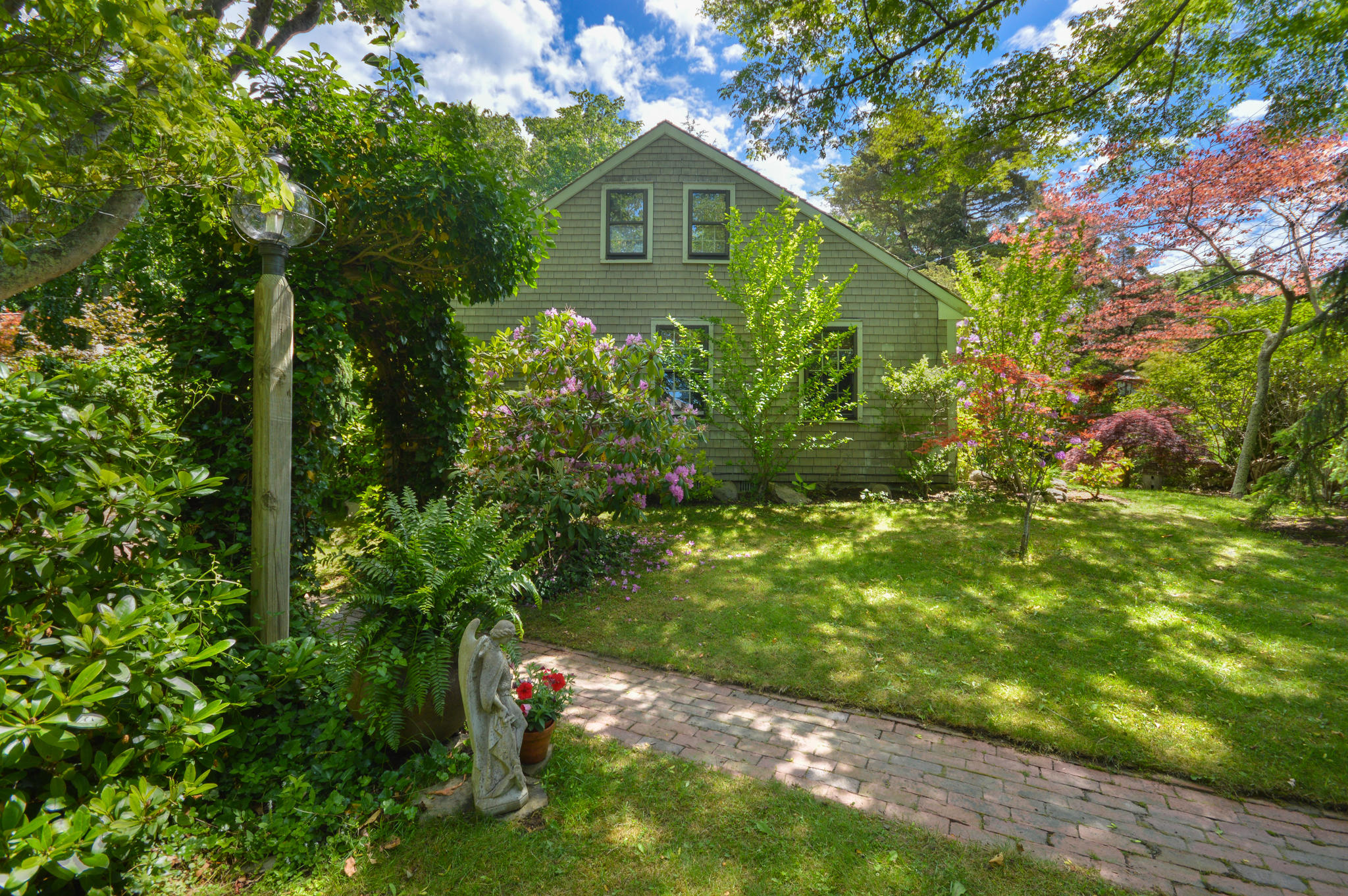 Yarmouth Port, Massachusetts 02675, United States, 6 Bedrooms Bedrooms, ,6 BathroomsBathrooms,Residential,Active,59311