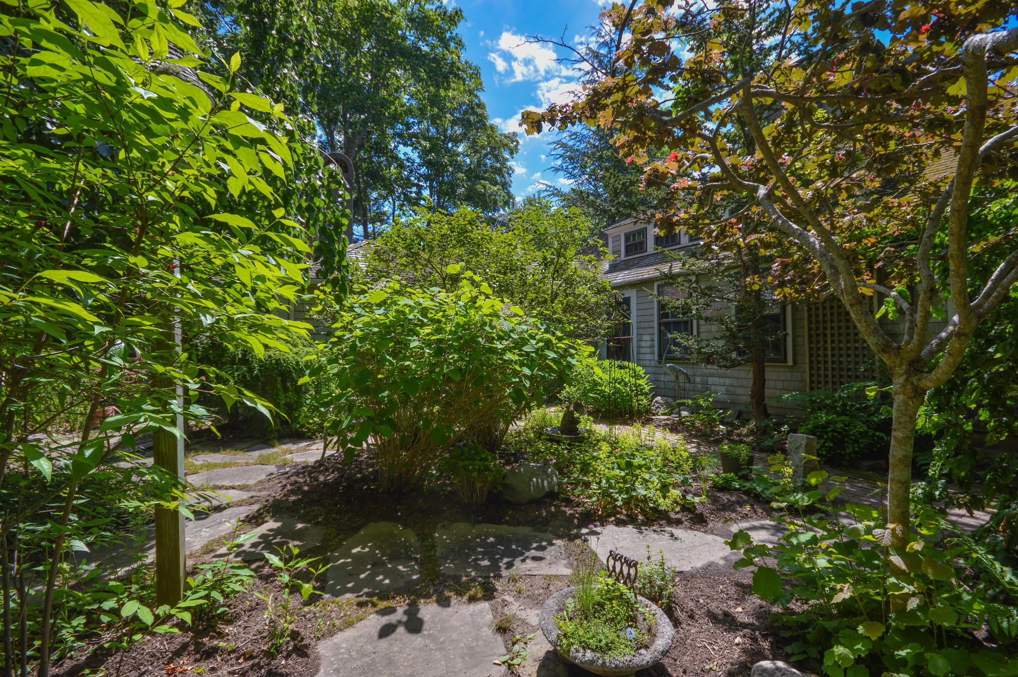 Yarmouth Port, Massachusetts 02675, United States, 6 Bedrooms Bedrooms, ,6 BathroomsBathrooms,Residential,Active,59311