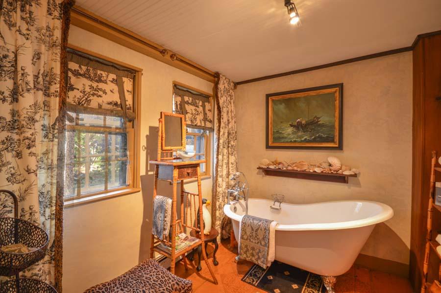 Yarmouth Port, Massachusetts 02675, United States, 6 Bedrooms Bedrooms, ,6 BathroomsBathrooms,Residential,Active,59311