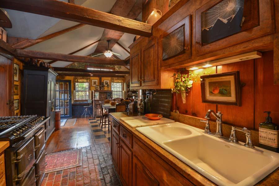 Yarmouth Port, Massachusetts 02675, United States, 6 Bedrooms Bedrooms, ,6 BathroomsBathrooms,Residential,Active,59311