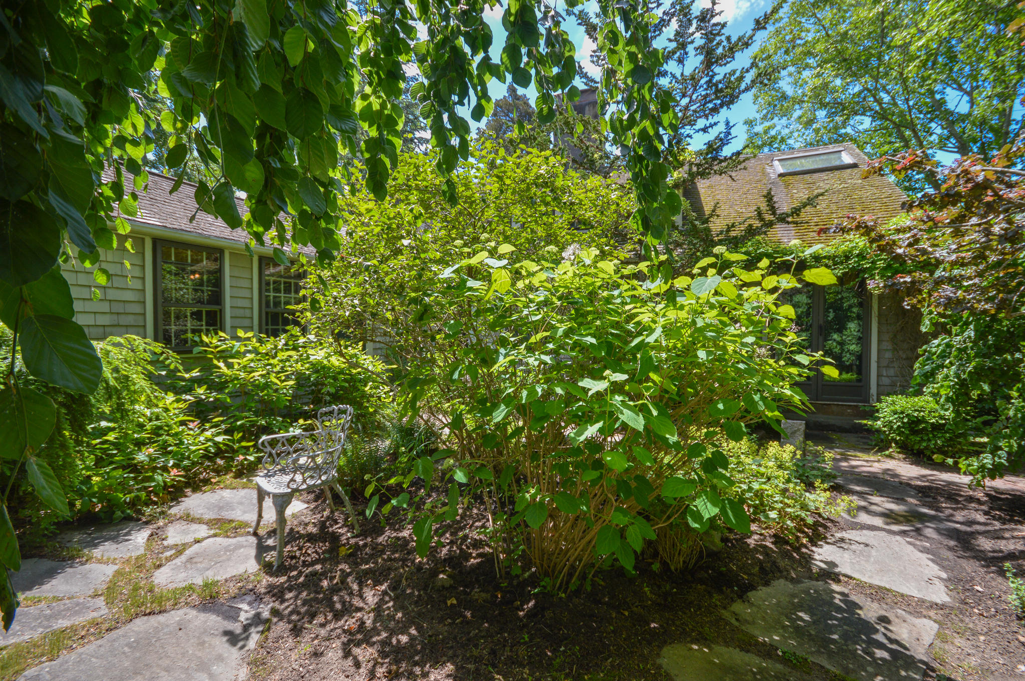 Yarmouth Port, Massachusetts 02675, United States, 6 Bedrooms Bedrooms, ,6 BathroomsBathrooms,Residential,Active,59311