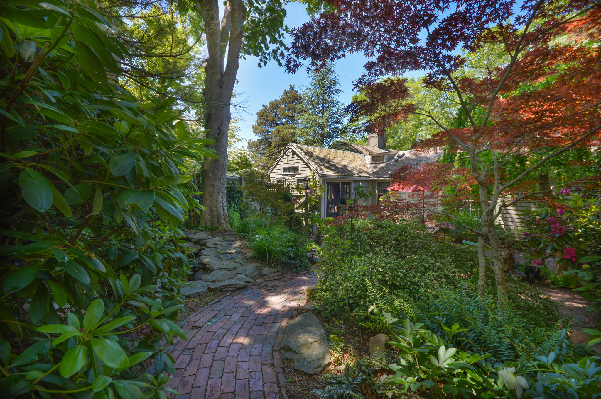 Yarmouth Port, Massachusetts 02675, United States, 6 Bedrooms Bedrooms, ,6 BathroomsBathrooms,Residential,Active,59311