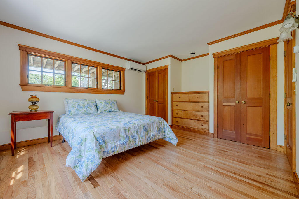 Wellfleet, Massachusetts 02667, United States, 3 Bedrooms Bedrooms, ,3 BathroomsBathrooms,Residential,Active,162578