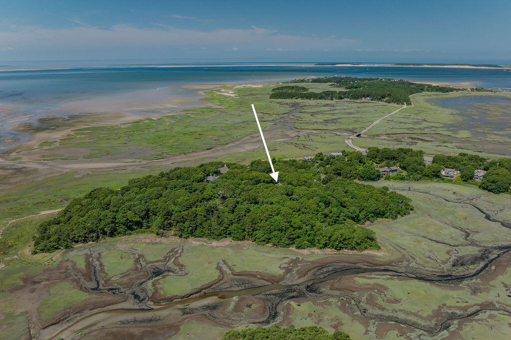 Wellfleet, Massachusetts 02667, United States, 3 Bedrooms Bedrooms, ,3 BathroomsBathrooms,Residential,Active,162578