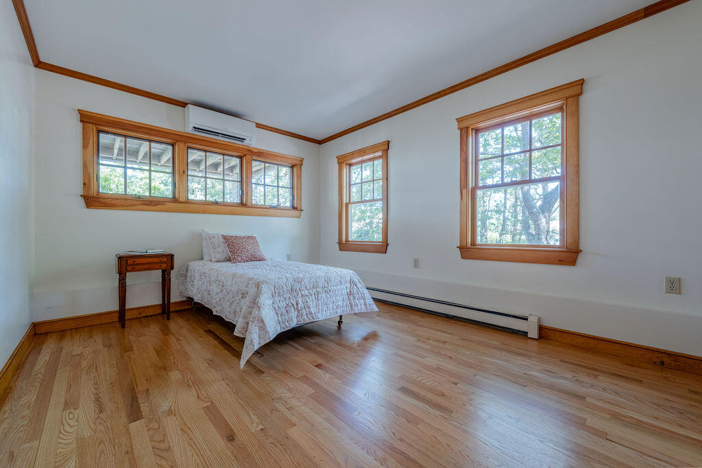 Wellfleet, Massachusetts 02667, United States, 3 Bedrooms Bedrooms, ,3 BathroomsBathrooms,Residential,Active,162578