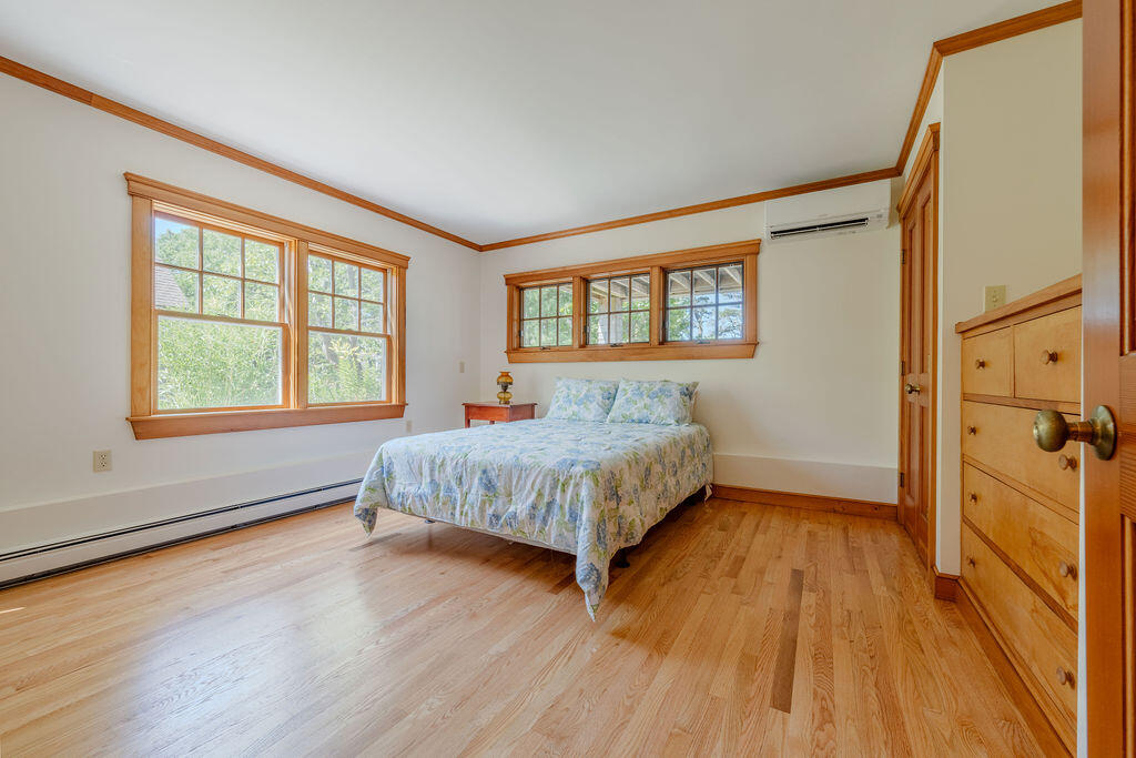 Wellfleet, Massachusetts 02667, United States, 3 Bedrooms Bedrooms, ,3 BathroomsBathrooms,Residential,Active,162578