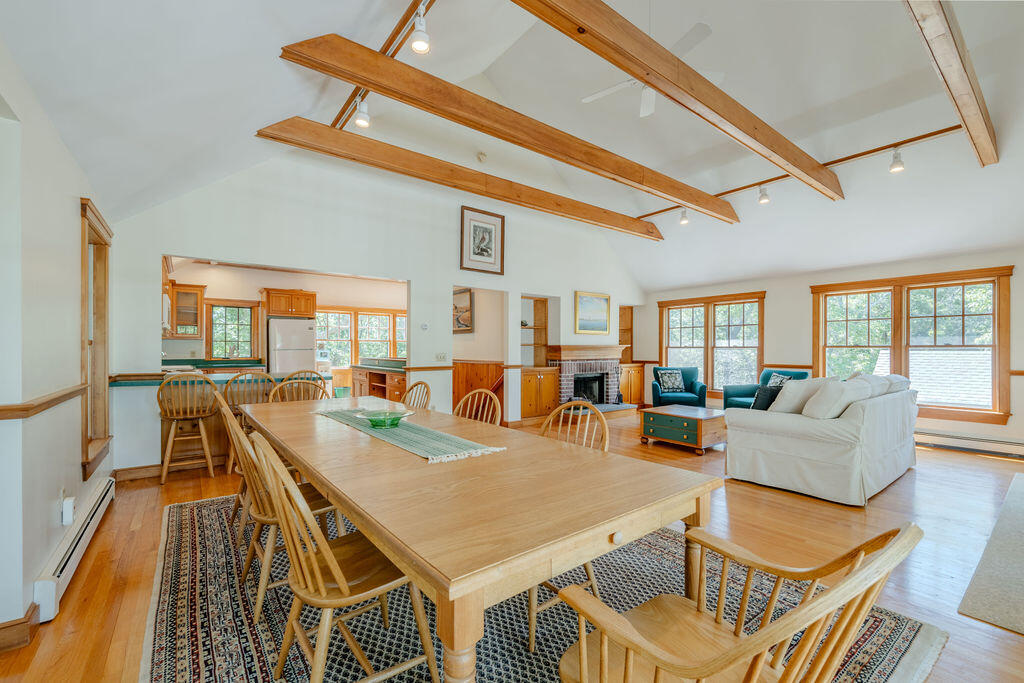 Wellfleet, Massachusetts 02667, United States, 3 Bedrooms Bedrooms, ,3 BathroomsBathrooms,Residential,Active,162578