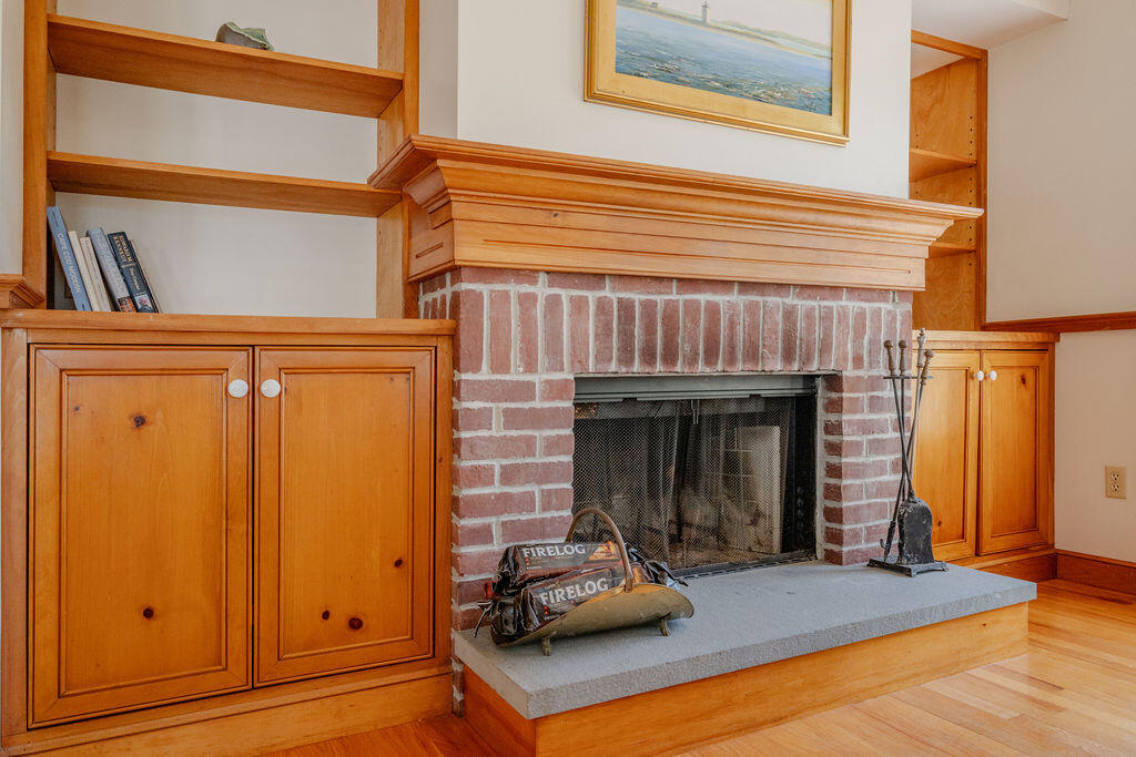 Wellfleet, Massachusetts 02667, United States, 3 Bedrooms Bedrooms, ,3 BathroomsBathrooms,Residential,Active,162578