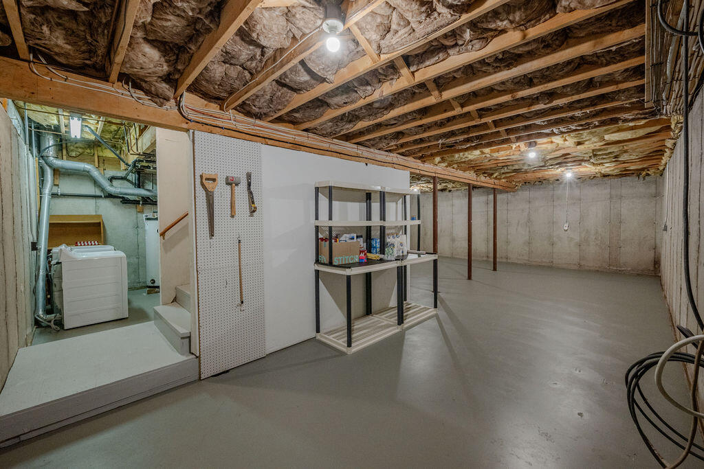 Wellfleet, Massachusetts 02667, United States, 3 Bedrooms Bedrooms, ,3 BathroomsBathrooms,Residential,Active,162578