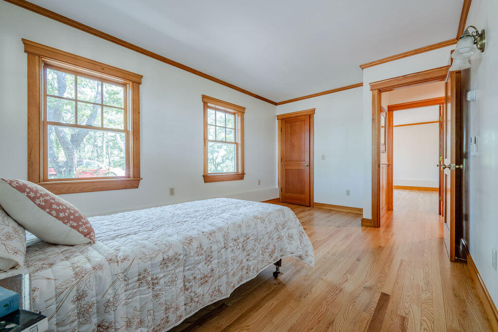 Wellfleet, Massachusetts 02667, United States, 3 Bedrooms Bedrooms, ,3 BathroomsBathrooms,Residential,Active,162578