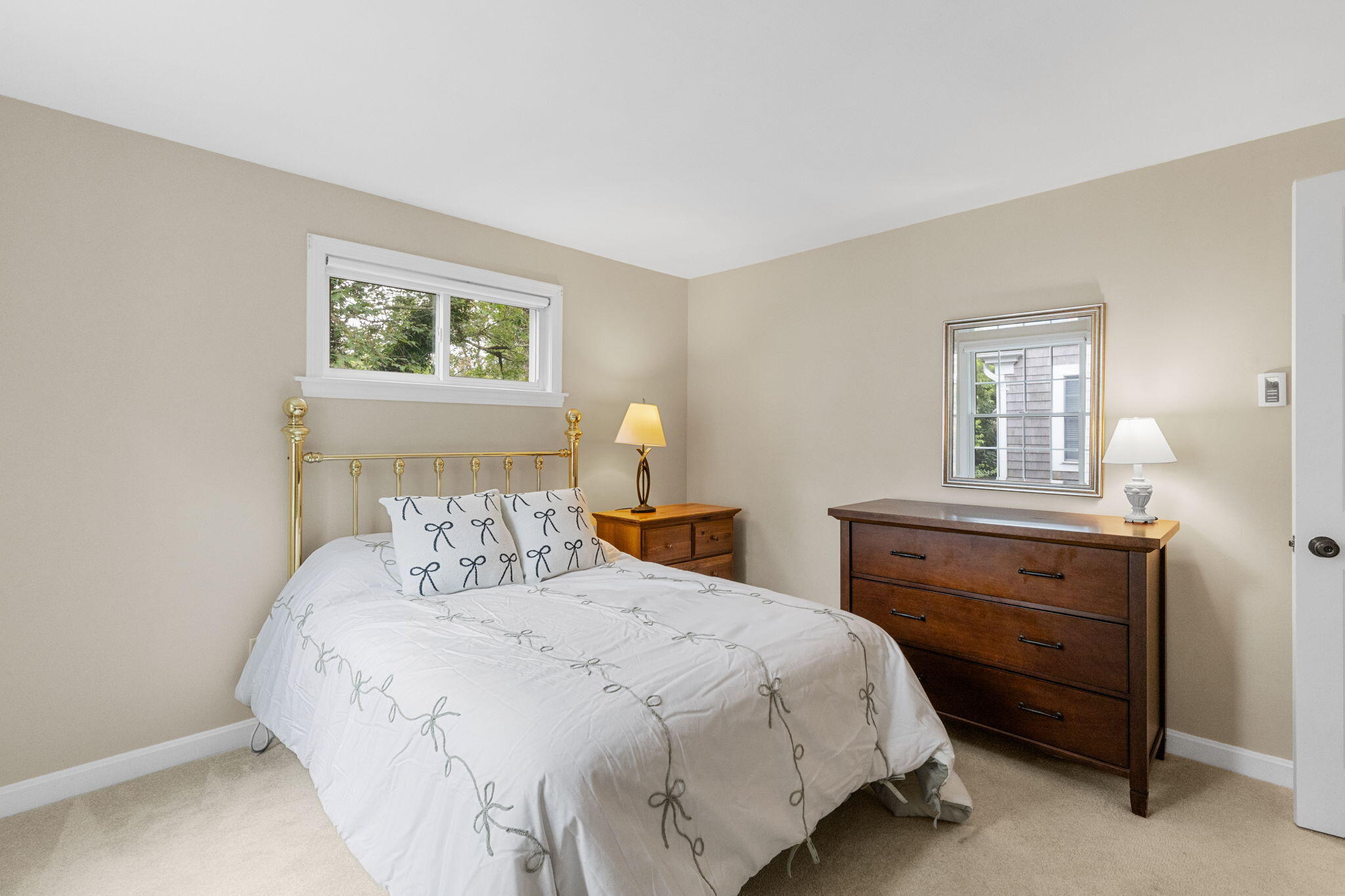 Harwich Port, Massachusetts 02646, United States, 2 Bedrooms Bedrooms, ,2 BathroomsBathrooms,Residential,Active,167502