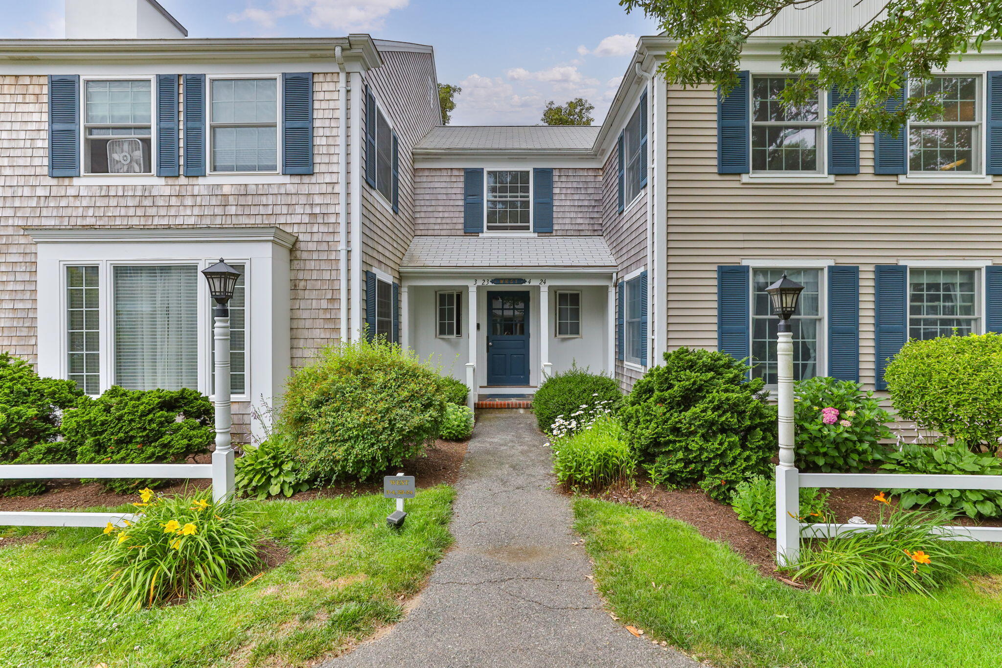 Harwich Port, Massachusetts 02646, United States, 2 Bedrooms Bedrooms, ,2 BathroomsBathrooms,Residential,Active,167502