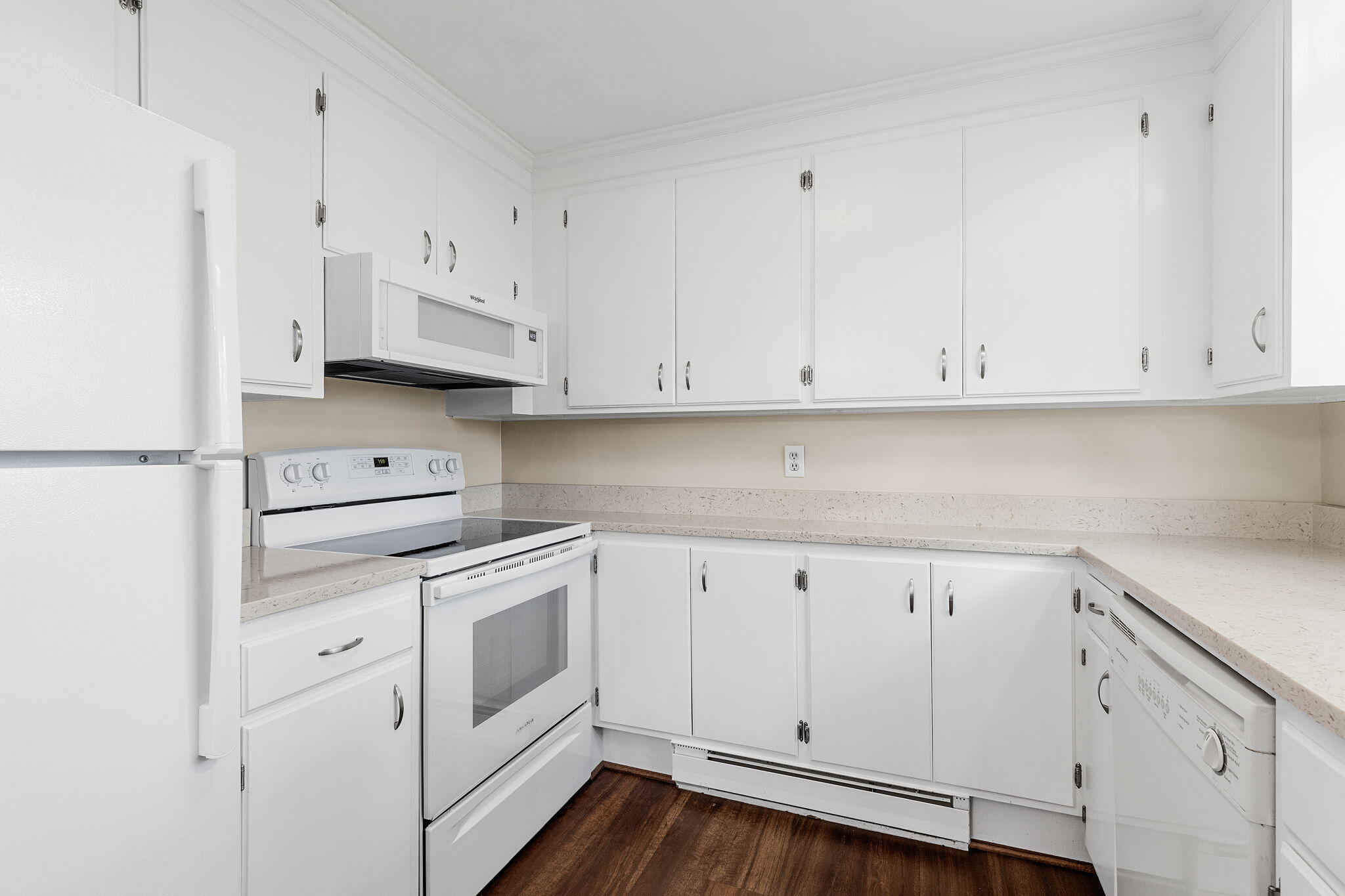 Harwich Port, Massachusetts 02646, United States, 2 Bedrooms Bedrooms, ,2 BathroomsBathrooms,Residential,Active,167502