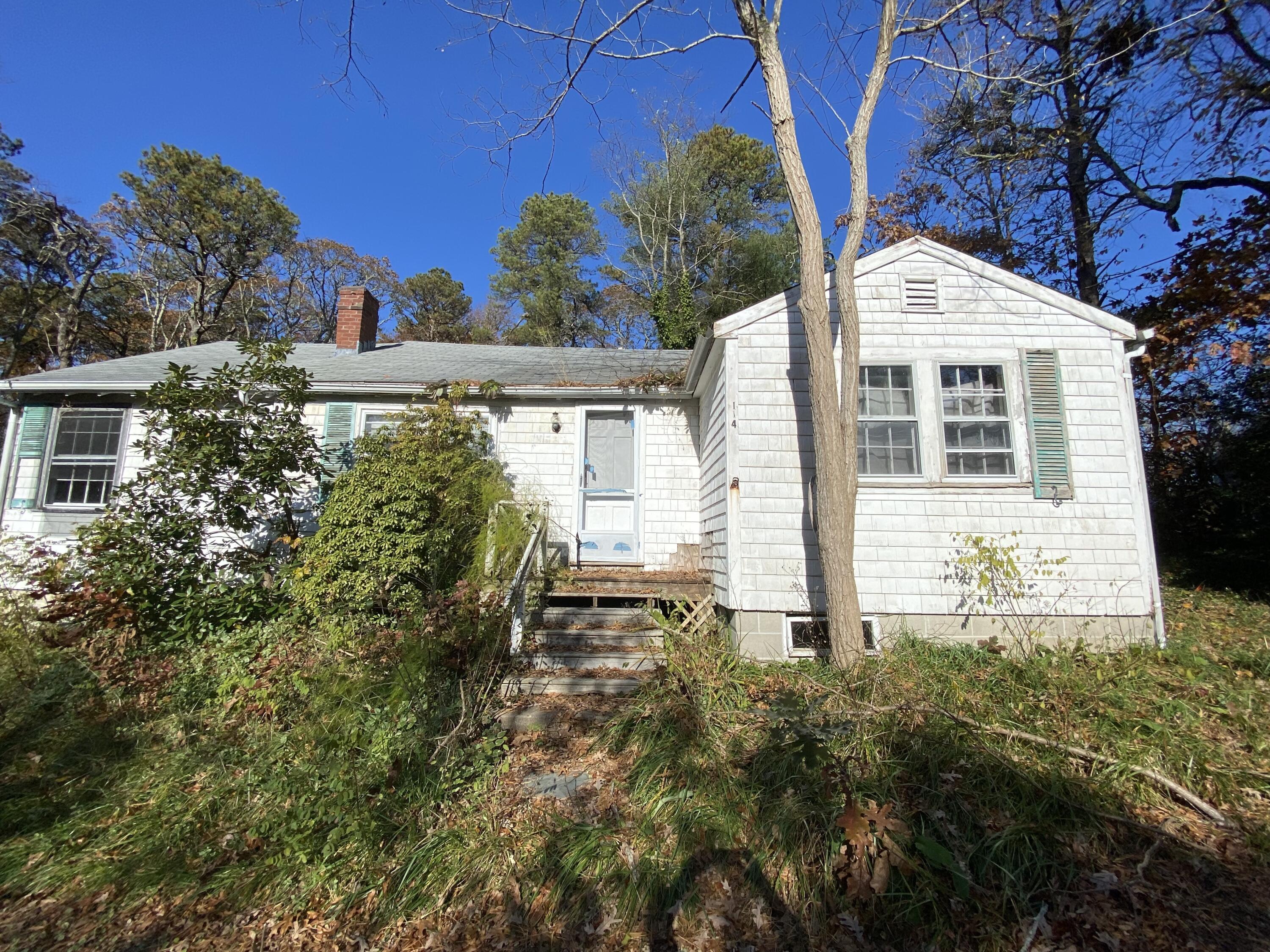 Photo 1 of 10 — 114 Pleasant Pines Avenue, Centerville, MA 02632