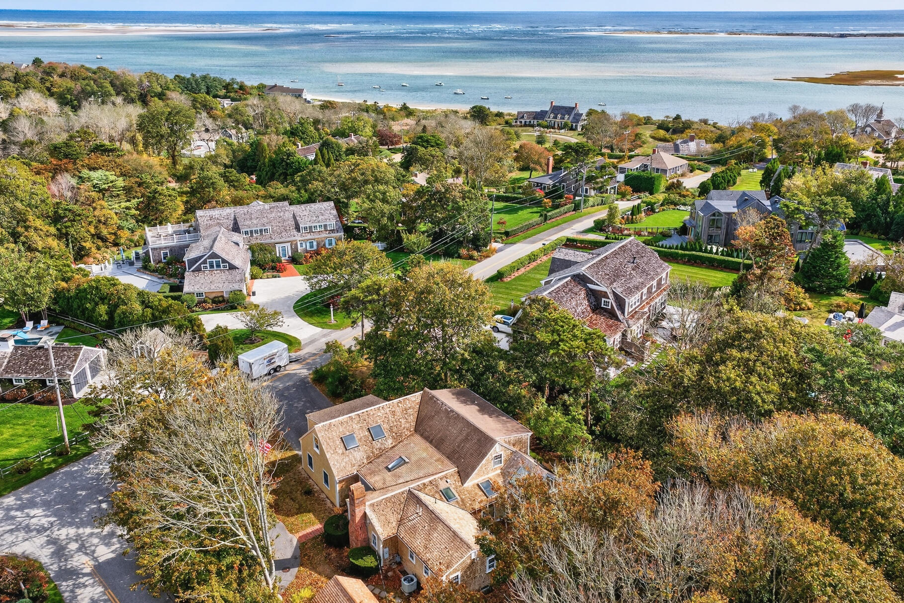 Chatham, Massachusetts 02633, United States, 5 Bedrooms Bedrooms, ,3 BathroomsBathrooms,Residential,Active,225451