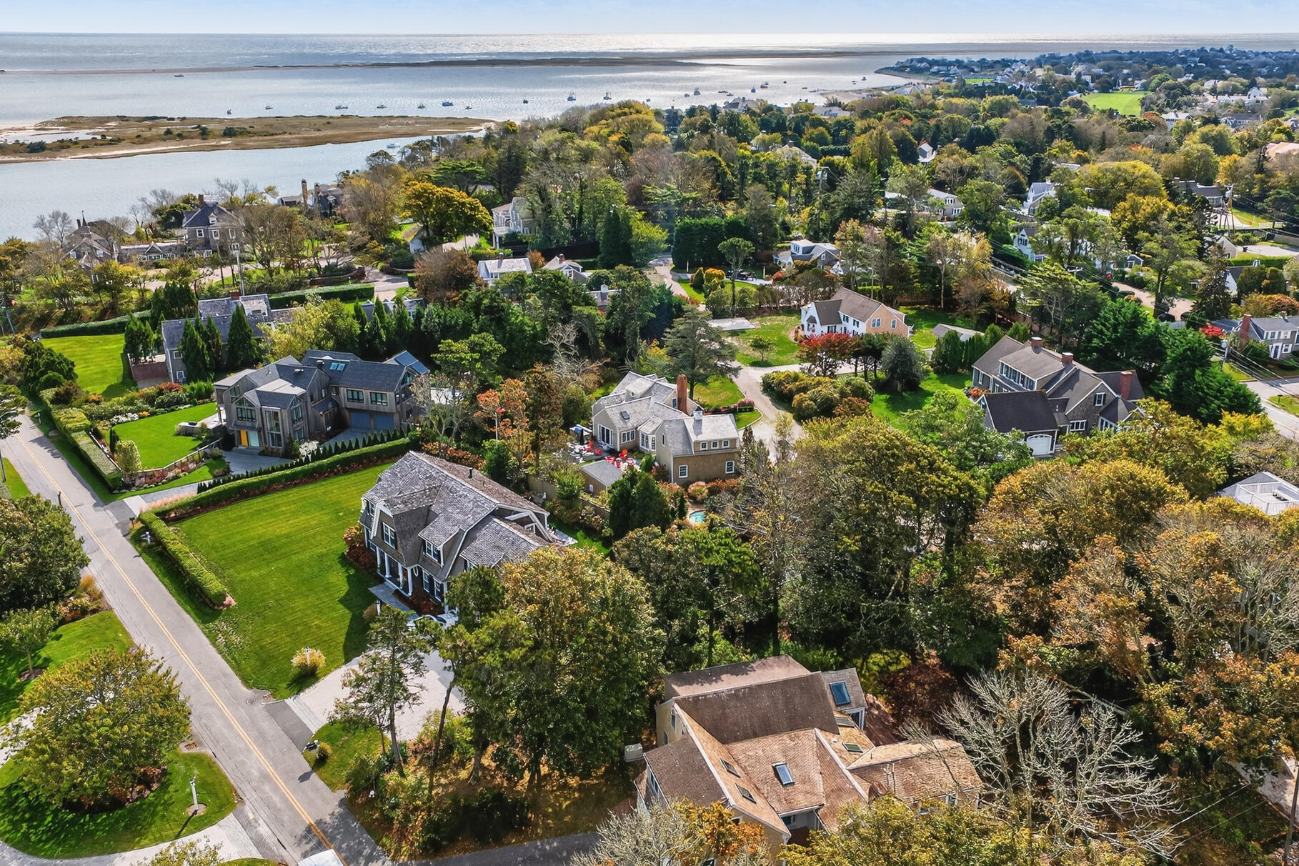 Chatham, Massachusetts 02633, United States, 5 Bedrooms Bedrooms, ,3 BathroomsBathrooms,Residential,Active,225451