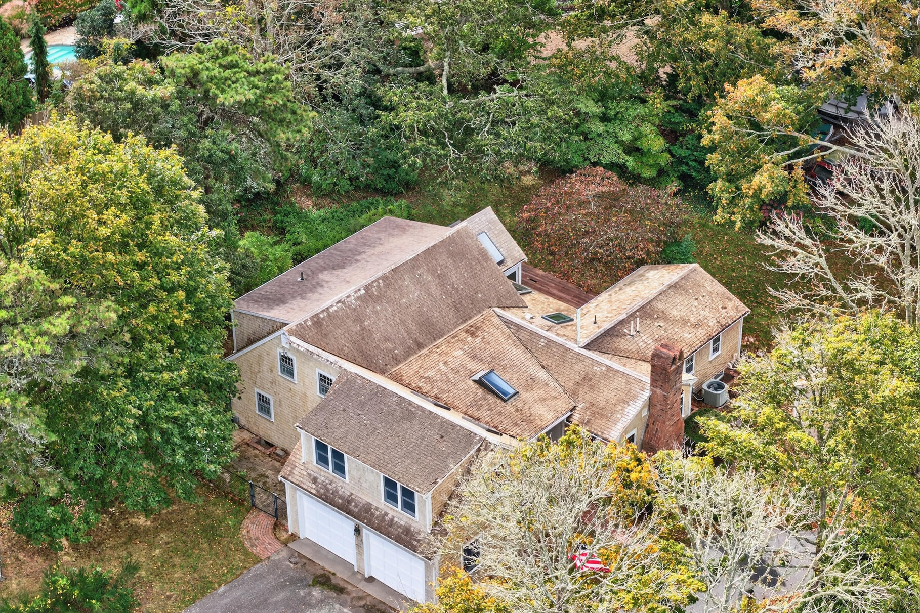 Chatham, Massachusetts 02633, United States, 5 Bedrooms Bedrooms, ,3 BathroomsBathrooms,Residential,Active,225451