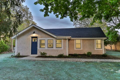 Single Family Residence in West Yarmouth MA 22 Rosemary Lane.jpg