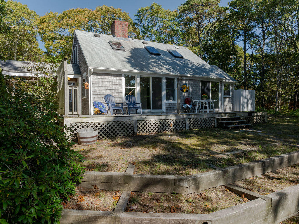 Eastham, Massachusetts 02642, United States, 5 Bedrooms Bedrooms, ,3 BathroomsBathrooms,Residential,Pending,37909