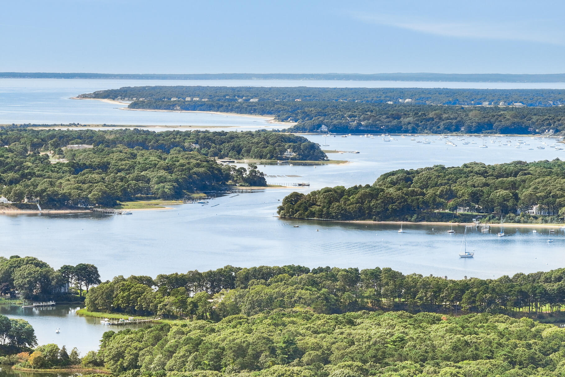 Osterville, Massachusetts 02655, United States, 3 Bedrooms Bedrooms, ,3 BathroomsBathrooms,Residential,Pending,43707