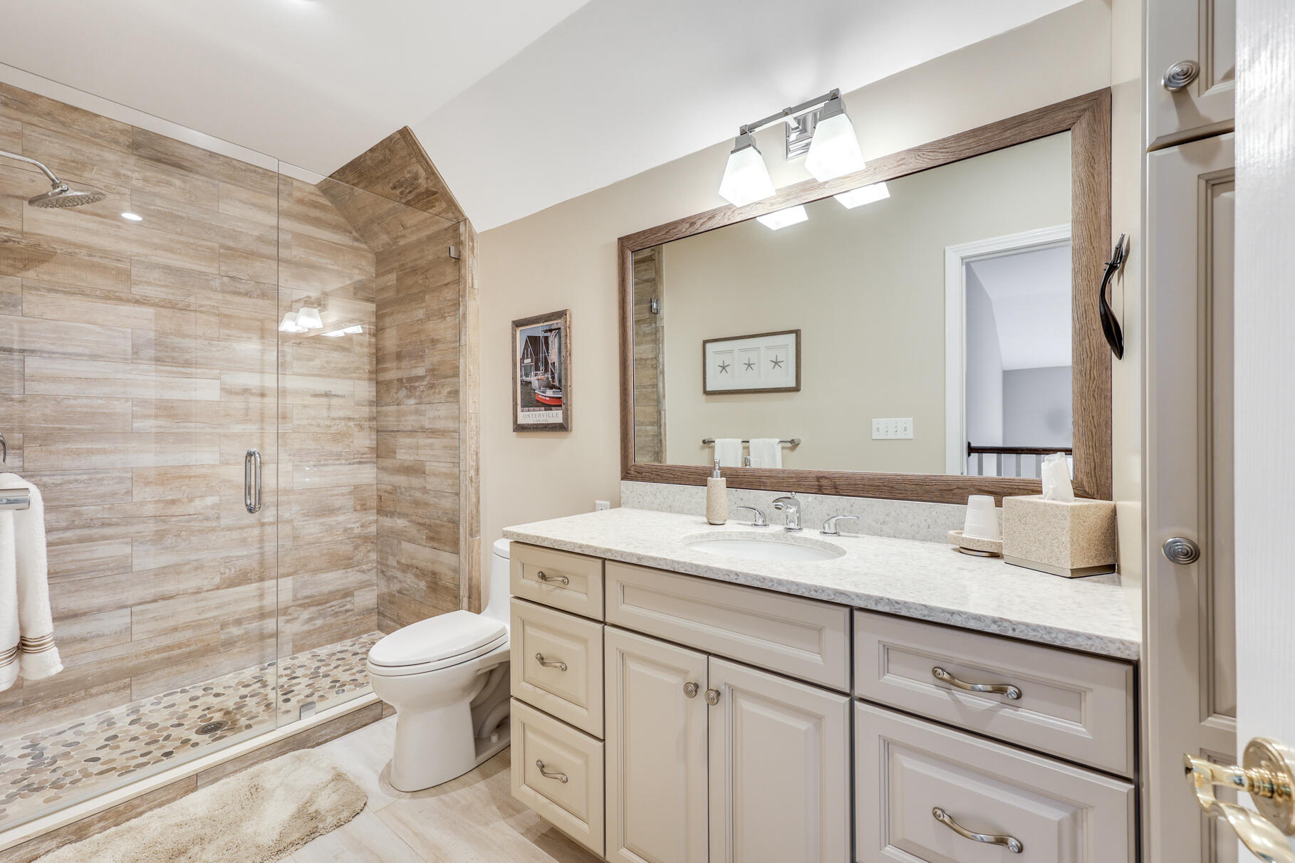 Osterville, Massachusetts 02655, United States, 3 Bedrooms Bedrooms, ,3 BathroomsBathrooms,Residential,Pending,43707