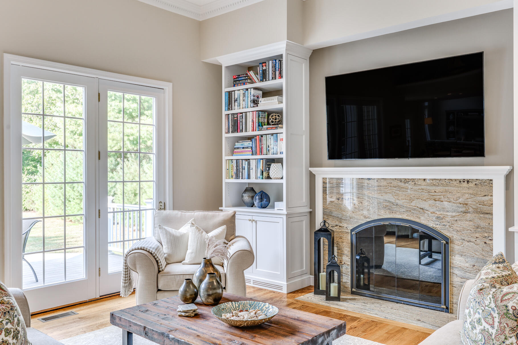 Osterville, Massachusetts 02655, United States, 3 Bedrooms Bedrooms, ,3 BathroomsBathrooms,Residential,Pending,43707